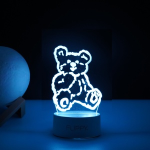 Lampa LED decorativa, Flippy, 3D, Ursulet, cu telecomanda, doua moduri de alimentare USB si baterii, 20 cm inaltime, din material acril si lumina multicolora, alb - Img 4