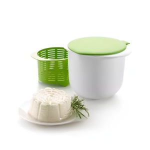 Recipient pentru Preparat Branza, Flippy, Capac de Silicon, Cheese Maker din Plastic, Strecuratoare, 17x14.5x12.8 cm, Alb - Img 5
