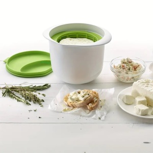 Recipient pentru Preparat Branza, Flippy, Capac de Silicon, Cheese Maker din Plastic, Strecuratoare, 17x14.5x12.8 cm, Verde - Img 5