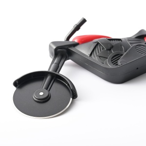 Cutit pizza creativ Flippy, in forma de motocicleta, cu suport pentru cutit, 21.5 x 9.5 cm, otel/PP, negru - Img 4