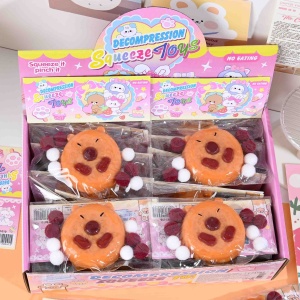 Set 12 Jucarii Antistres Squishy, Flippy, cu Revenire Lenta, Forma de Biscuite Rotund, Model Capybara, 7x6.5 cm, 55g, Ambalaj Transparent, Maro - Img 2