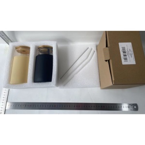 Set 2 Pahare din Sticla Termoizolante Transparente, Flippy, Capace si Paie Incluse, 500 mL, Silicon Negru si Crem - Img 6
