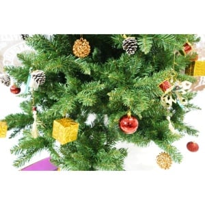 Set brad artificial de Craciun si elemente decorative, nins, decorat cu conuri pin, pentru interior/exterior, inaltime 210 cm, diametru 131 cm, 630 ramuri, Flippy, alb/verde, suport metalic inclus - Img 4