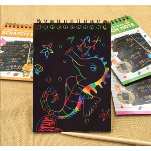 Caiet cu fise razuibile Flippy, DIY Magic Scratch, 12 File, Curcubeu, Creion din Lemn, Cartonase negre, 14.5 x 10 cm, portocaliu - Img 10