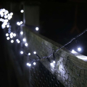 Instalatie de Craciun cu Baterii Tip Liniar, 2 jocuri de lumini, Fir Verde 3 m 30 LED -uri, Alb Rece - Img 1