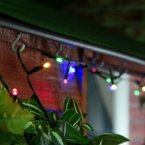 Instalatie de Craciun Liniara Yoto, 22 m, din care 1 m Prelungitor 220V, 300 LED, 8 jocuri de lumini, Controler, Utilizare Interior/Exterior, Fir Negru, multicolor - Img 5