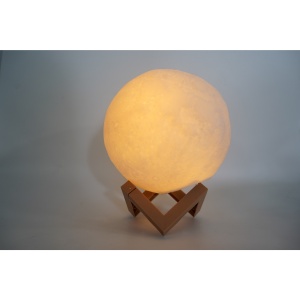 Lampa de veghe luna3D Moon Light, lumina LED alb cald, alimentare baterii, stand din plastic, 18 cm, Flippy - Img 2