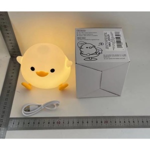 Lampa de Veghe pentru Copii, Flippy, din Silicon, Senzor Tactil, Model Ratusca, Lumina Calda, Timer Automat, Protectie pentru Ochi, Incarcare USB Putere 0.5W, Capacitate Baterie Incorporata 800mAh, 12.2x10.5x9.2 cm, Alb - Img 2