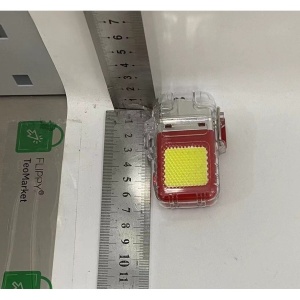 Lanterna Tip Breloc cu Bricheta, Flippy, Impermeabila, 3 Moduri Iluminare, 300 mAh, Incarcare USB-C, COB, Raza de Actiune 50 - 100 m, 7.4 x 4.9 x 1.7 cm, Rosu - Img 2