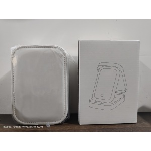 Portfard, Flippy, Geanta Cosmetice, cu Oglinda LED, 3 Moduri de Lumina, Incarcare USB, Baterie 1200 mAh, pentru Organizarea Cosmeticelor, 4 Compartimente, Imitatie Piele, Alb, 16.5x11.5x6 cm - Img 2