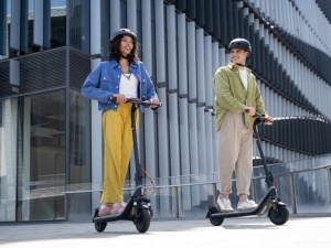Elektricni Trotinet SEGWAY NINEBOT E2 E II - Img 2