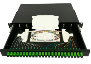 Optički patch panel ExeLink sa 24 konektora SC/APC za rek orman