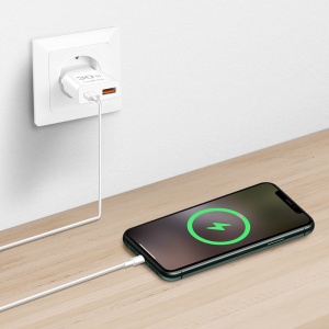 Logilink punjač 2 porta, 1 x USB type c, 1 x USB A, 30W, GaN, slim, bela - Img 3