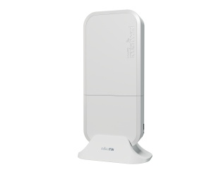 MikroTik RBwAPG-5HacD2HnD wAP ac with router