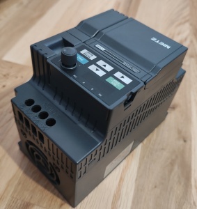 Inverter * NIETZ NZ2200-03R7G, 1PH 220V Output: 3PH 220V 16A, 3,7kW - Img 5