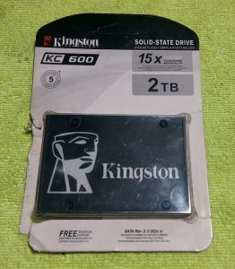 Kingston MicroSD 1TB, Canvas Select Plus, Class 10 UHS-I U3 V30 A1, Read up to 150MB/s, w/SD adapter SDCS3/1TB