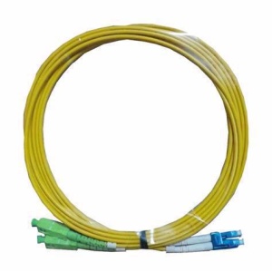 LanPlus Patchcord SC/APC-LC/UPC SM G.657.A1, Duplex 3.0mm 20.0m