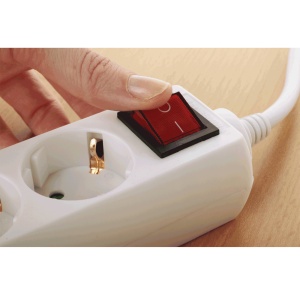 home Produžni kabel, 5 utičnica, prekidač, 1.5mm², 3 met, beli - NV 5K-3/WH/1.5 - Img 3