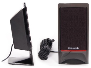 Microlab M700BT Aktivni drven zvucnici 2.1 46W RMS(18W,2x14W) SD, USB, FM, Bluetooth, daljinski, 3.5