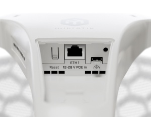 MikroTik LHG-5axD-XL RouterOS L3 EU - Img 3