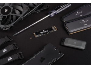 SSD CORSAIR MP600 CORE XT 1TB/NVMe M.2/Gen4 PCIe x4/crna - Img 4
