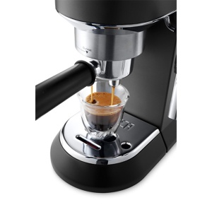 Aparat za espresso kafu DeLonghi EC.685.BK - Img 3
