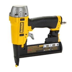 DeWALT pneumatska heftalica DPSSX38