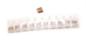 Kondenzator 10uF 20% 50V Y5V 1210 - Img 2