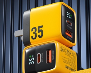WEKOME WP-U25 Super brzi Strujni GaN Punjač, 2-porta USB (3.0 i 3.1 Tip-C) 35W, sa displejom, žuti - Img 2