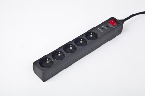 Gembird Surge Protection Power strip, 5 sockets, 4.5m, 16A, Indicates Correct Grounding, Power Switch, Black SPG5-C-15