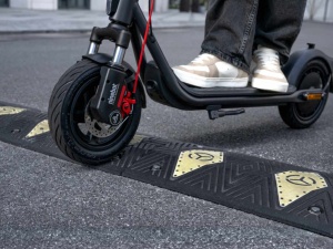 Elektricni Trotinet SEGWAY NINEBOT F2 PRO E II - Img 10