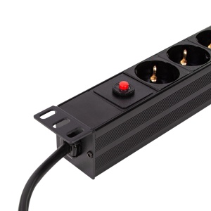 Logilink PDU 8 x šuko CEE 7/3 , konektor C14, prenaponska zaštita - Img 3