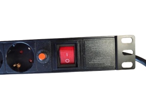 Razvodni PDU za rack sa 7 utičnih mesta1U aluminijum, 2m kabl - Img 3