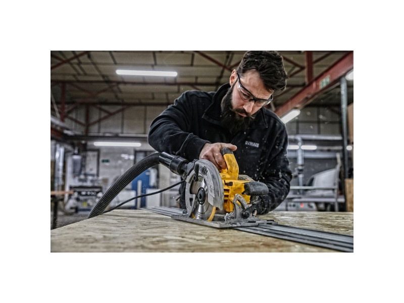 DEWALT Ferăstrău circular 1600 W DWE576K - 1 | YEO