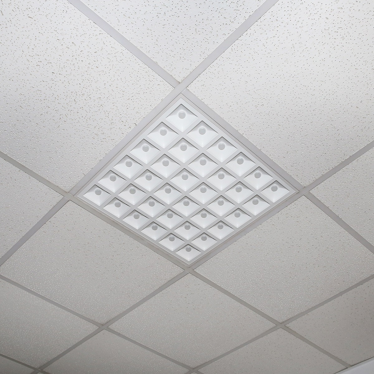 Panou cu 144 LED-uri, chip 2835, suport de aluminiu, 48W, 595x595x20mm, Cod: BK69290 Echivalență: DISEE62, Breckner Germany - 1 | YEO