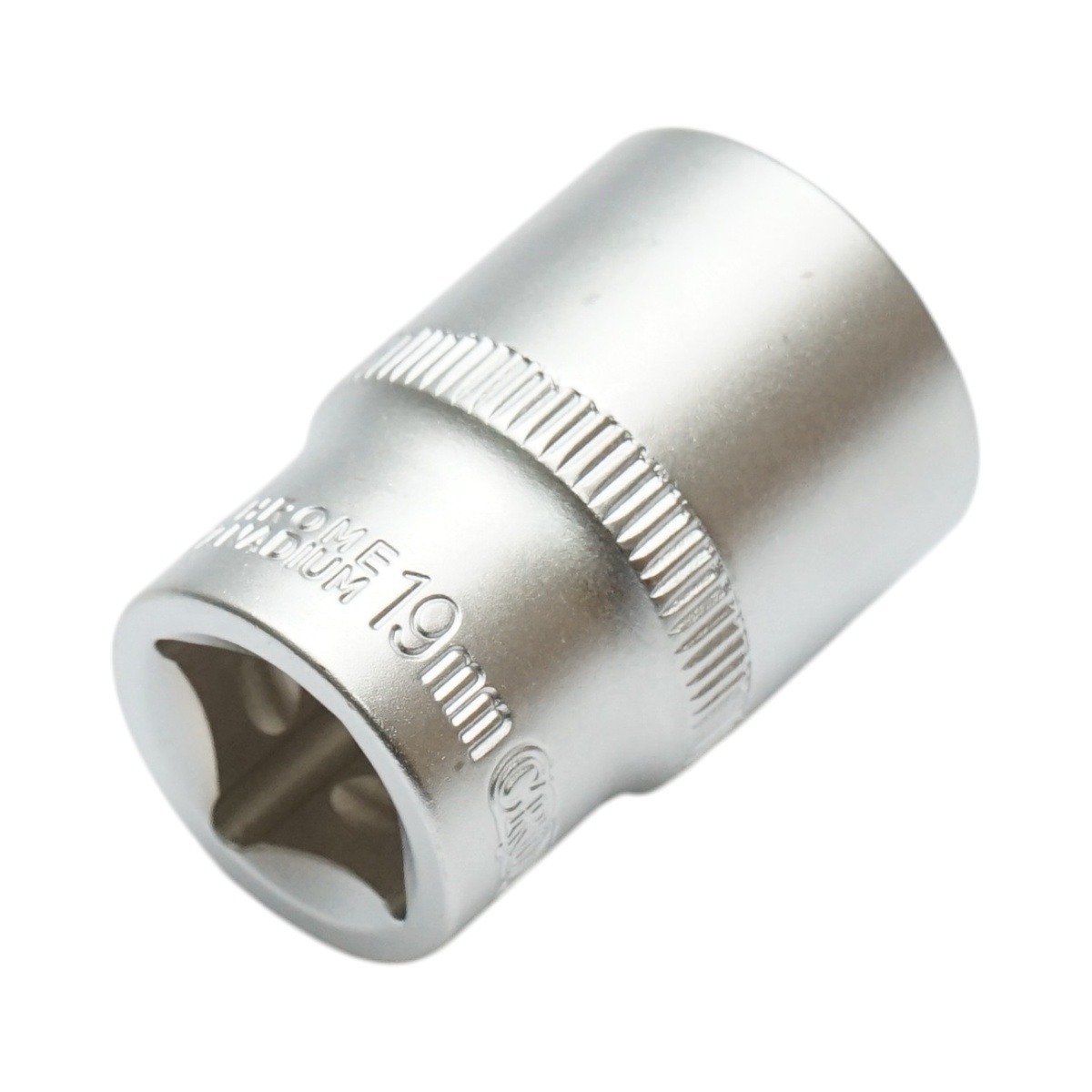 Cheie tubulara 19mm, patrat 1/2 Cr-V , Cod: DISUF52, Crownman - 3 | YEO