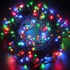 Bax 10x Instalație 6 m cu 100 LED Multicolor – Fir Alb