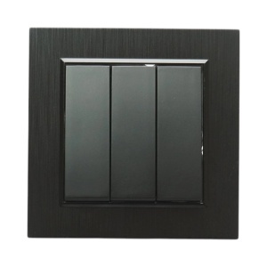 Intrerupator triplu negru incastrat 220V, 10AX, ABS 80x80mm, DISRP38 - Img 2