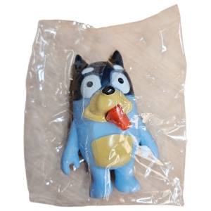 Figurină Bluey din Plastic – Jucărie Strângere, Scoate Limba