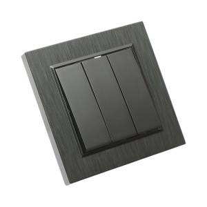 Intrerupator triplu negru incastrat 220V, 10AX, ABS 80x80mm, DISRP38 - Img 3