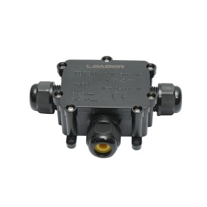 Doza etansa cu presetupe 24A 450V AC, 3 cai 3-14mm IP68 Leader, Leader, BK79120