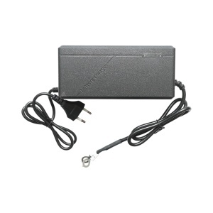 Redresor, incarcator smart baterie LiFePO4 12.8V, 10A automat cu protectii multiple, DISUK15