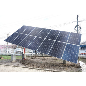 Sistem complet montare, structura tracker solar automat 9 KW, est-vest 16 panouri de 570W Breckner Germany, BK77958 - Img 4