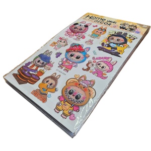 Sticker de Perete Labubu – Home Decor 59×36 cm – Model 2