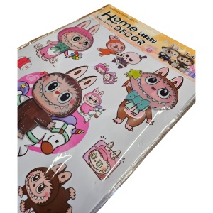 Sticker de Perete Labubu – Home Decor 59×36 cm – Model 5 - Img 3