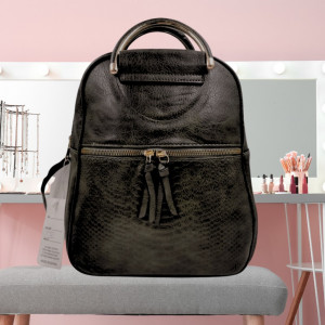 Дамска спортно елегантна раница с кръгли дръжки 30 см. 27 см.