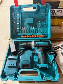 Комплект акумулаторна бормашина Renovaxe с двойна батерия и безчетков мотор