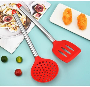 Силиконови кухненски прибори с метални дръжки