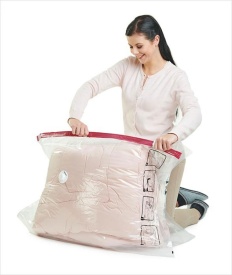 Вакуумиращи пликове за съхранение на дрехи и аксесоари