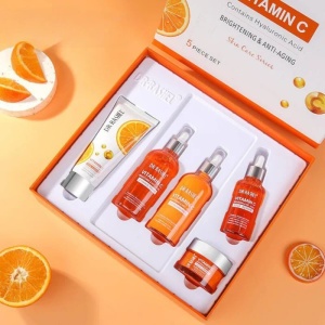 Set 5 Produse Anti - Aging cu Vitamina C, Acid Hialuronic si Niacinamide pentru Luminozitate - Dr. Rashel Skin Care